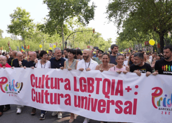 Barcelona celebra con éxito un desfile multitudinario y repleto de color el sábado 19 de julio